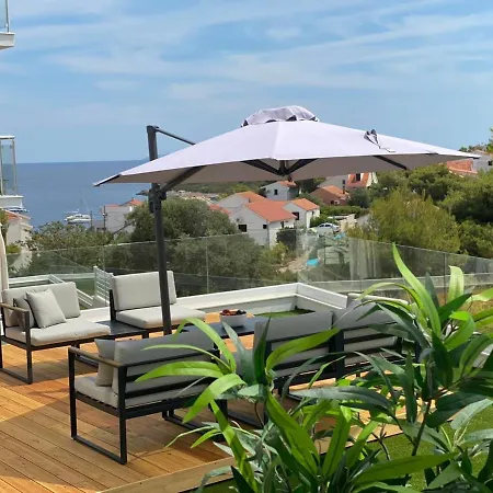 Apartmán Ellavis *