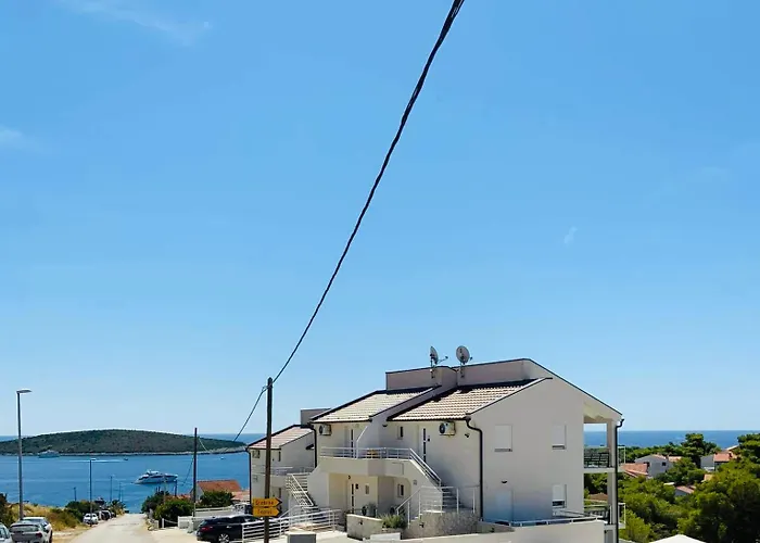 Διαμέρισμα Ellavis Βις