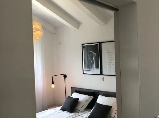 Διαμέρισμα Ellavis