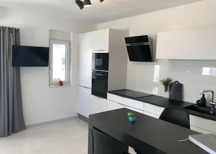 Διαμέρισμα Ellavis