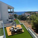 Ellavis * Vis