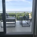 Ellavis Apartamento