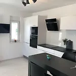 Apartamento Ellavis