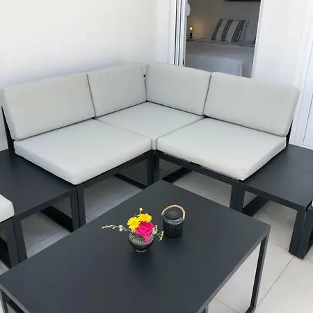 Ellavis Apartment *